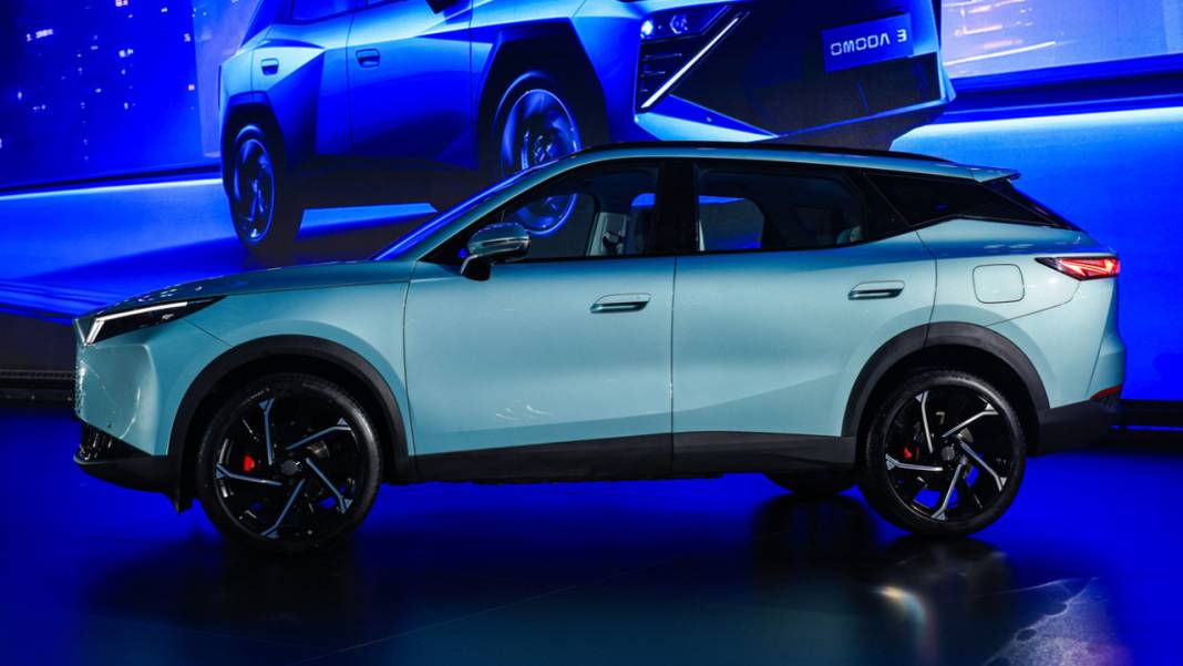 OMODA C3 FIRTINA GİBİ ESTİ: Crossover dünyasında yeni bir çağ başladı! 3